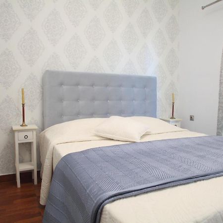 Pirofani Villa Apartments Apolpaina 외부 사진