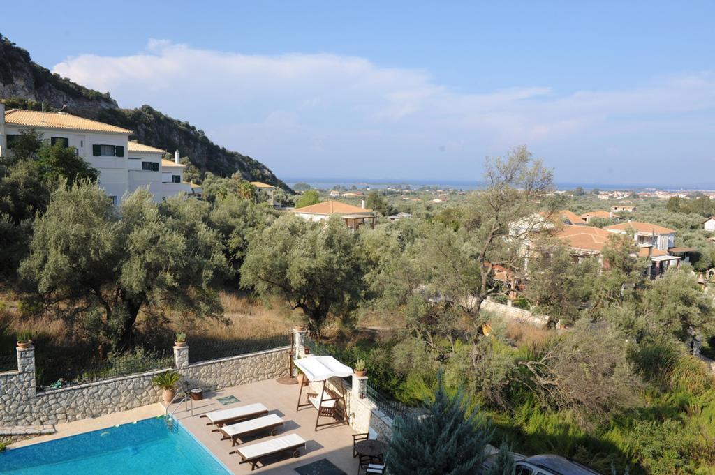 Pirofani Villa Apartments Apolpaina 외부 사진